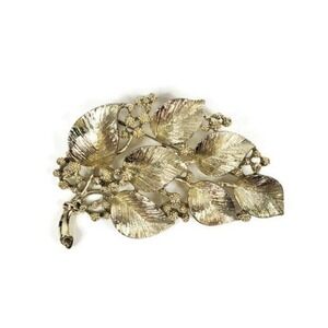 Vintage Lisner Leaf and‎ Berries Brooch Light Gold-tone